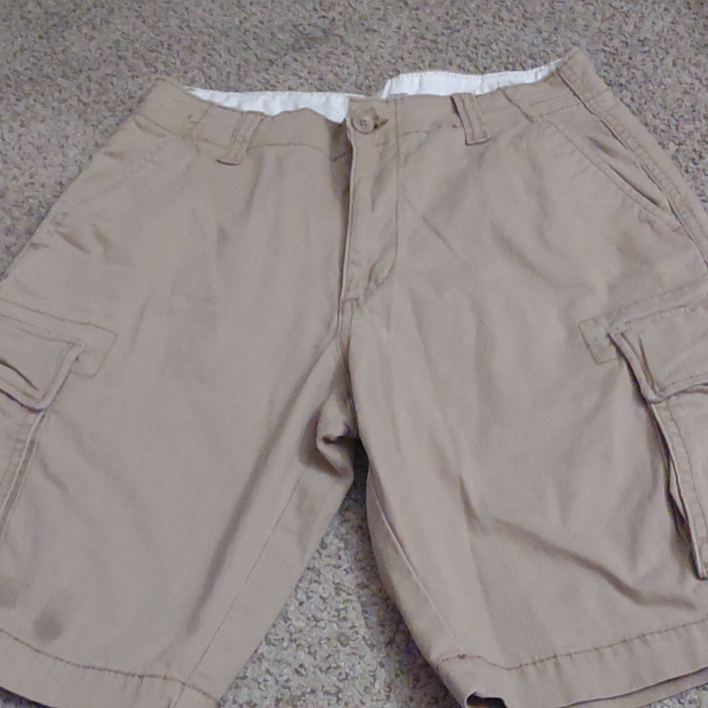 Men's Old Navy cargo shorts size 32